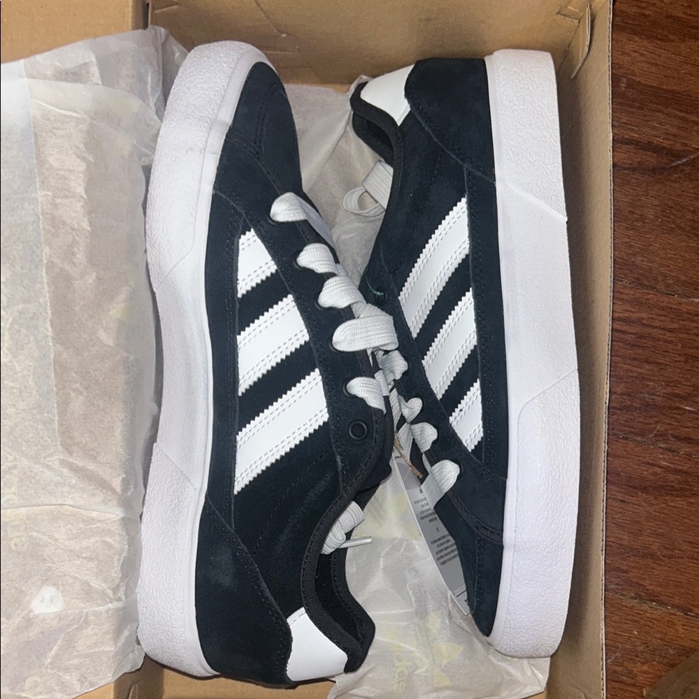Adidas Court TNS Premiere